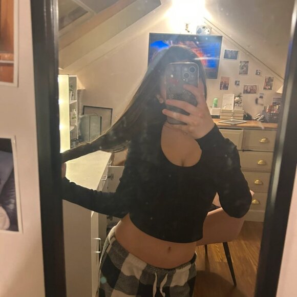 Primark Black long sleeved crop top - Picture 1 of 4